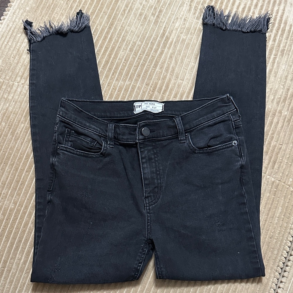 Free People Black Cropped Jeans with Frayed Hem size 27